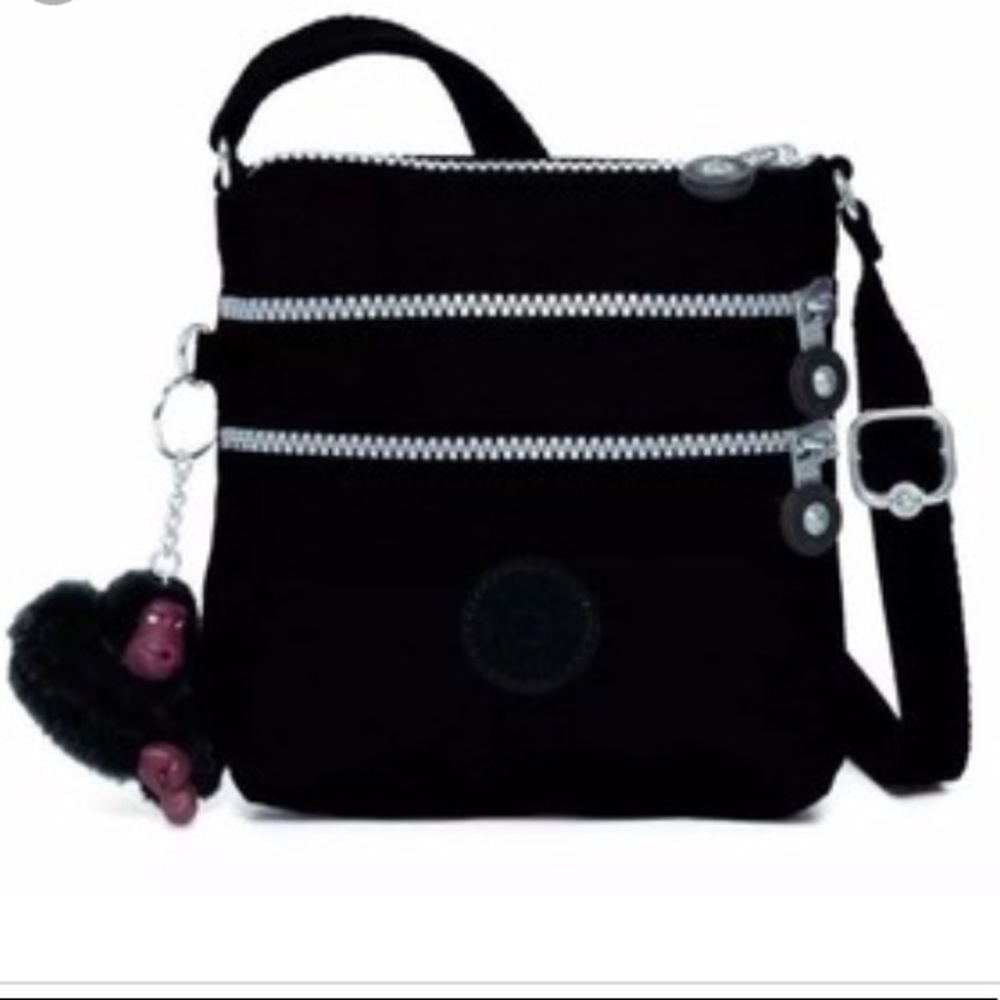 Kipling Crossbody in Black 🦍